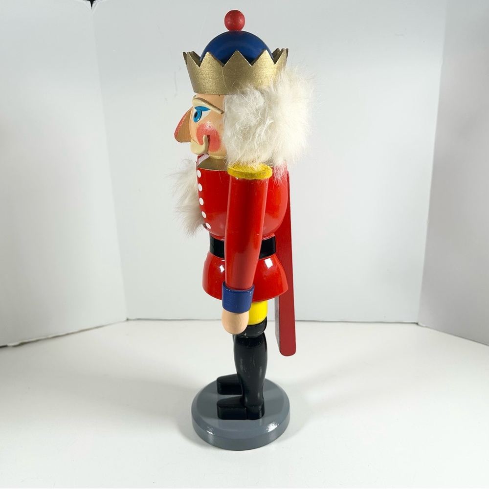 Christian Ulbricht German King Nutcracker Erzgebirge Volkskunst READ - Picture 8 of 15